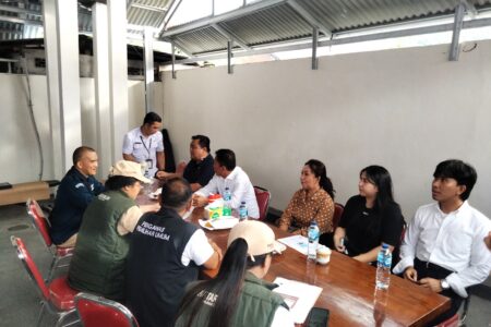 Selesai Coklit di Kediaman Bupati Frangky Wongkar, ini Pesan Ketua KPU Minsel bagi Pantarlih